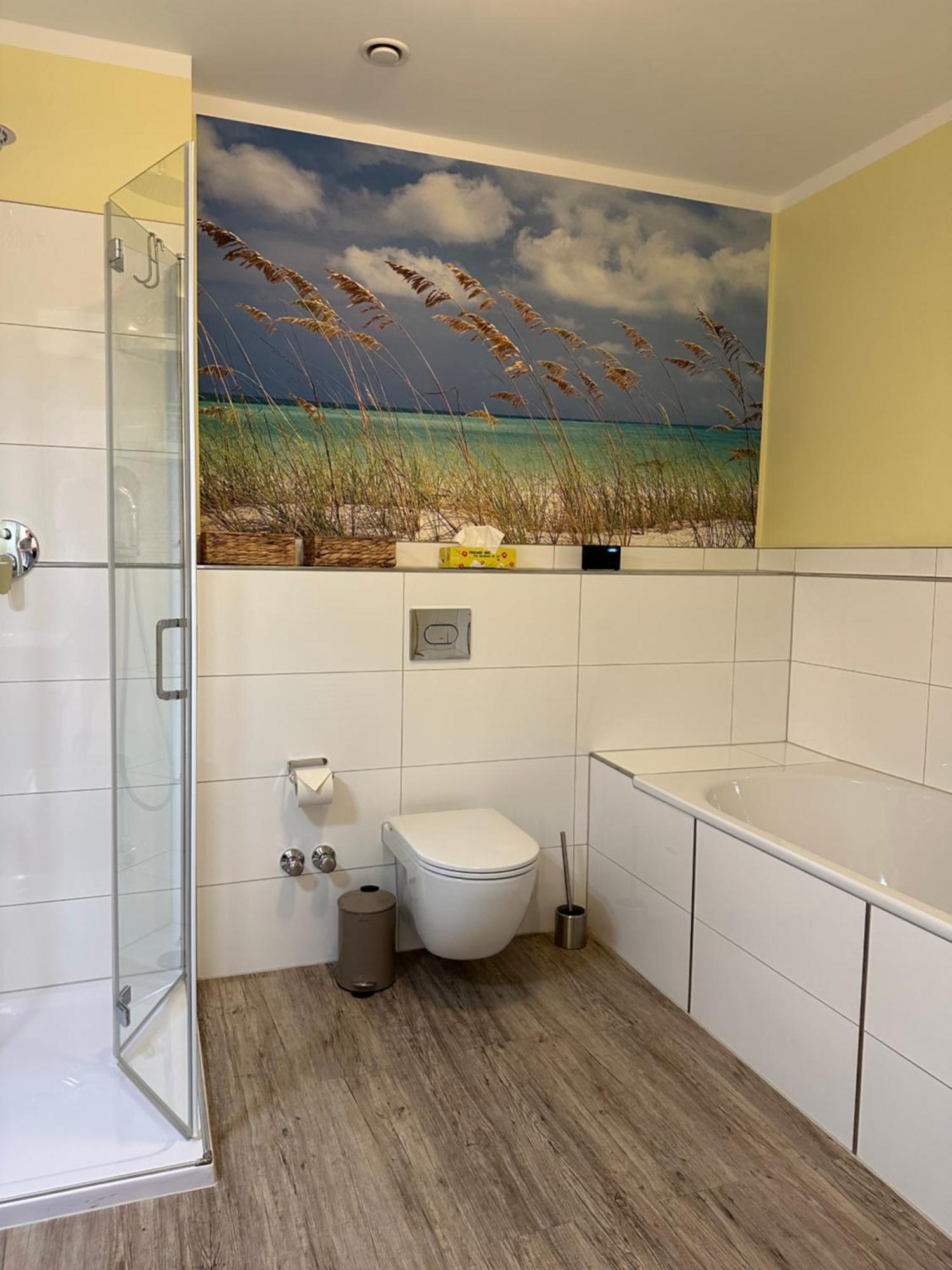 Apartamento Am Kleinen Muehlenteich - Zentrale Ruhige Lage Mit Parkplatz Und Fahrraedern Flensburgo Exterior foto